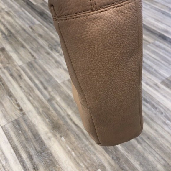 AUTHENTIC COACH LEXI SHOULDER BAG IN NUDE PEBBLED - Picture 3 of 15